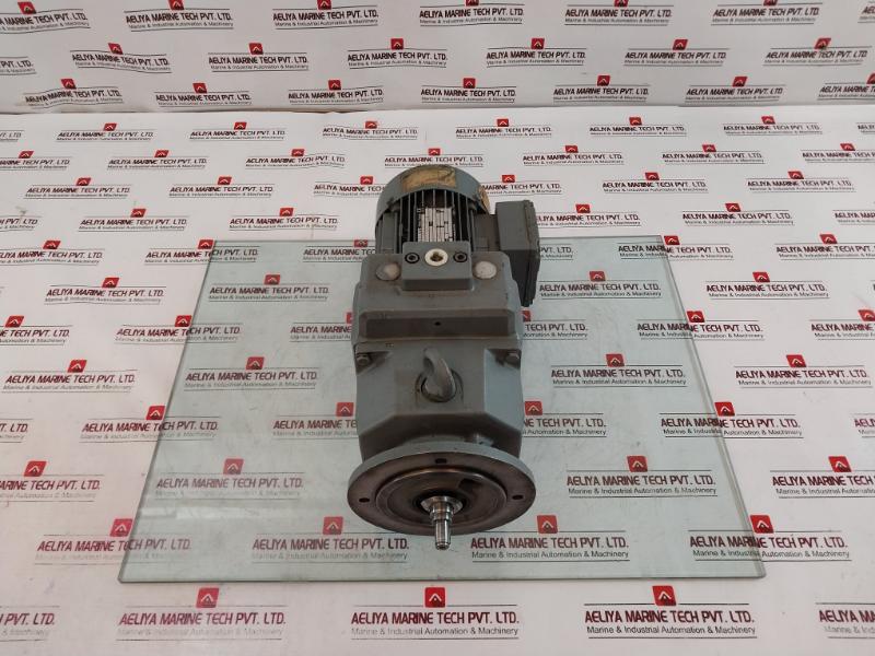 Sew-eurodrive Fa67B/Df16 Dt80K4 Gear Motor 0.55Kw 230/400V 50Hz