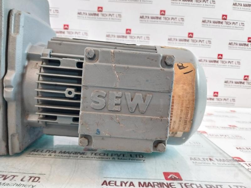 Sew-eurodrive Fa67B/Df16 Dt80K4 Gear Motor 0.55Kw 230/400V 50Hz