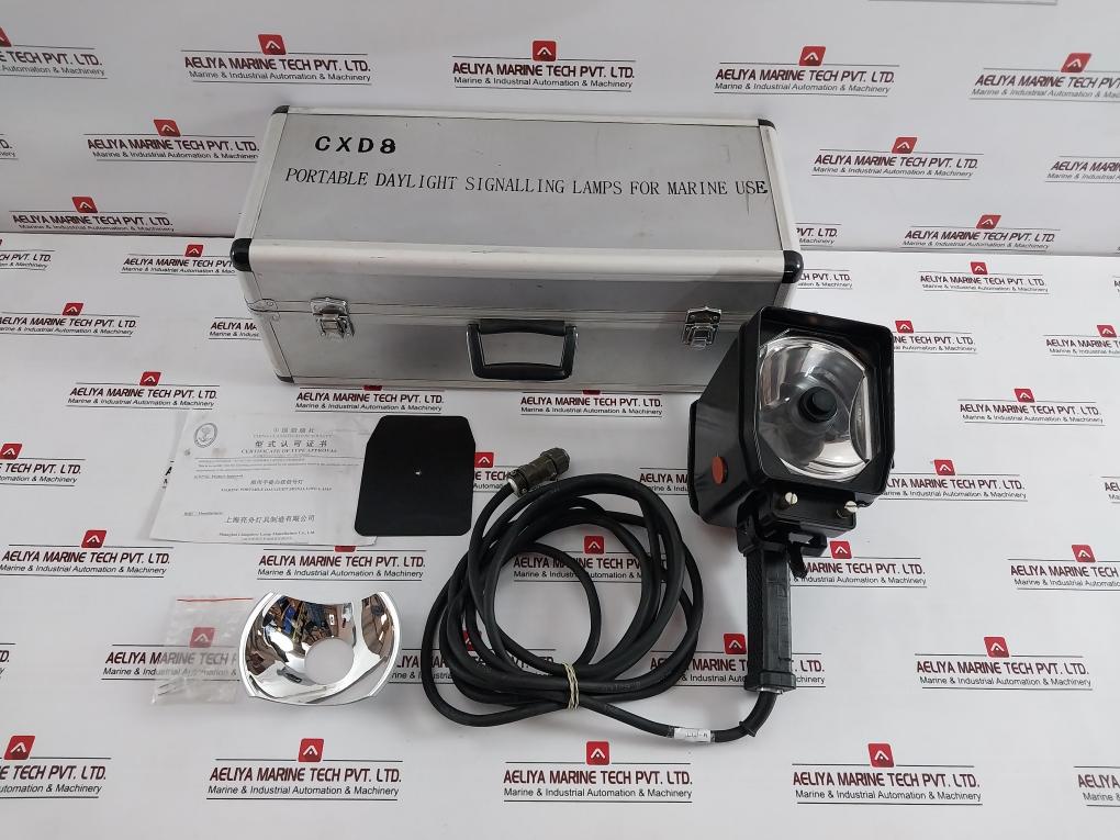 Shanghai Liangzhou Cxd8 Marine Portable Daylight Signalling Lamp 24V 60W 60000Cd