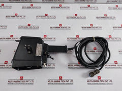 Shanghai Liangzhou Cxd8 Marine Portable Daylight Signalling Lamp 24V 60W 60000Cd