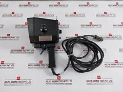 Shanghai Liangzhou Cxd8 Marine Portable Daylight Signalling Lamp 24V 60W 60000Cd