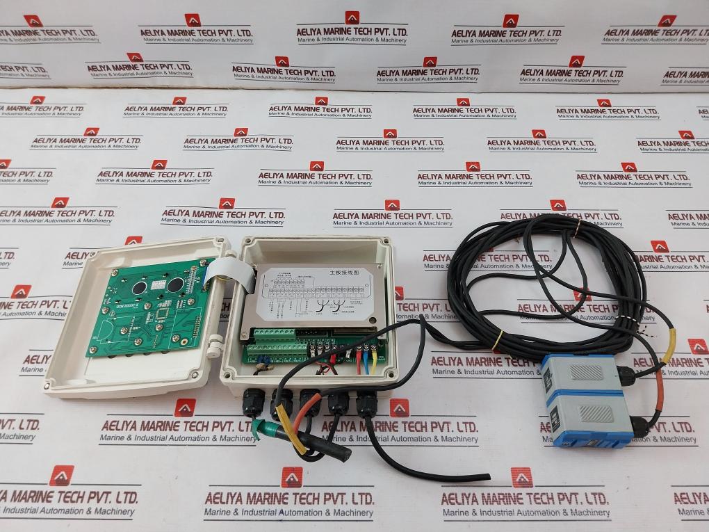 Shanghai TUF-2000B265001ZDT Ultrasonic Flowmeter AC220V