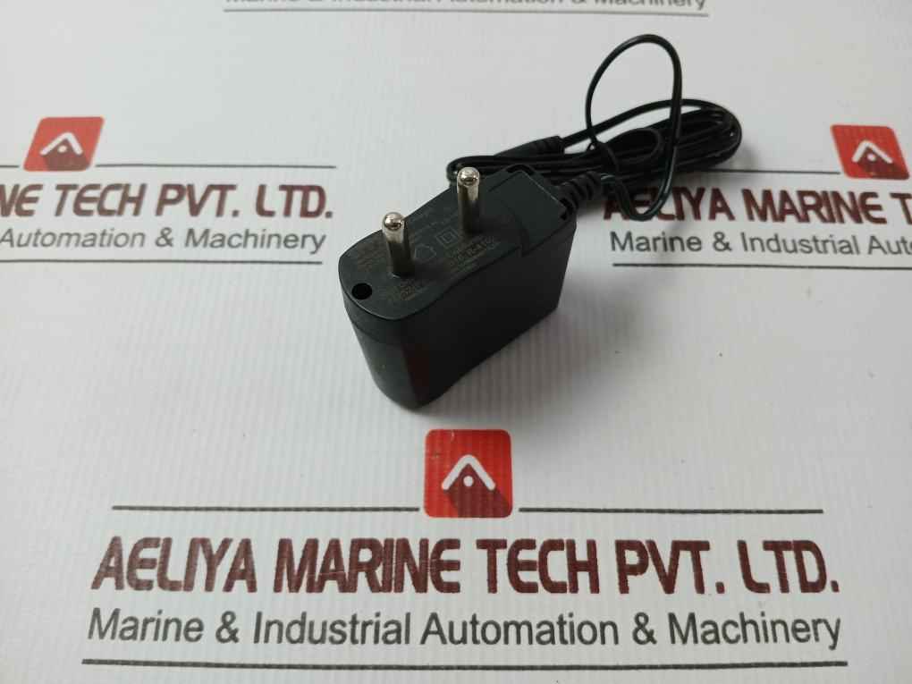 Shenzhen Samson S050100-in Travel Charger 100-240V 50/60Hz 0.4A