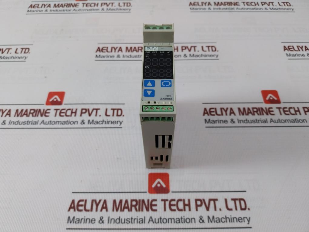Shinko Dcl-33A-a/M Din Rail Mounted Indicating Controller 24V Ac/Dc