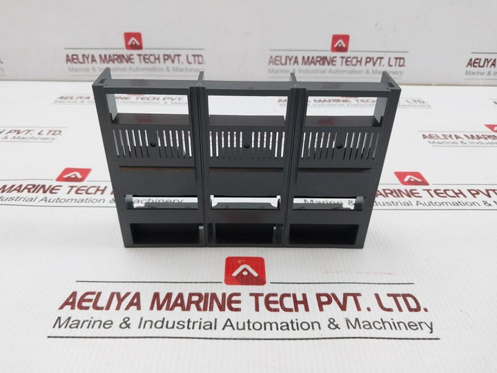 Short-Terminal-Shield-3-pole-Lv432591-Schneider-Electric-208853-3