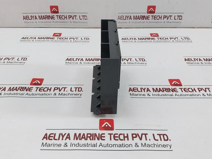 Short-Terminal-Shield-3-pole-Lv432591-Schneider-Electric-208853-5