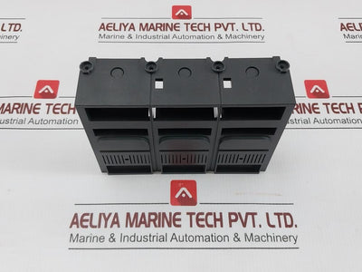 Short-Terminal-Shield-3-pole-Lv432591-Schneider-Electric-208853-6