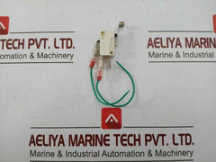 Short Roller Lever D45X Cherry 125–250 Vac 15 A