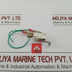 Short Roller Lever D45X Cherry 125–250 Vac 15 A