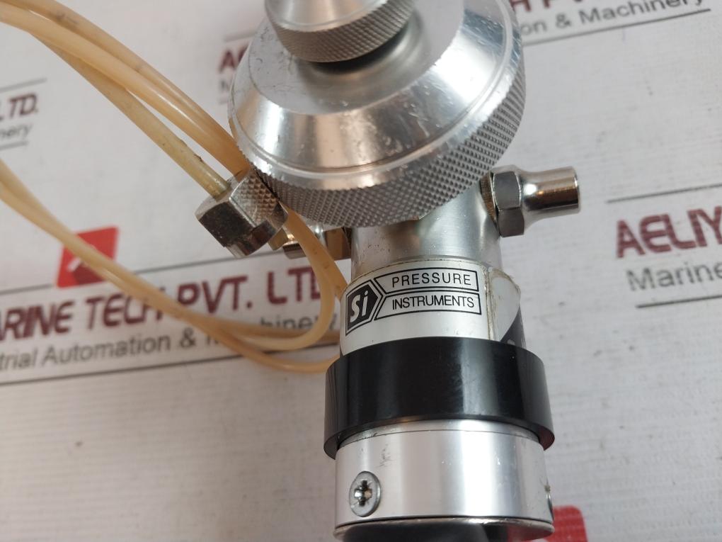 Si Pressure Tp1-40 Hand Held Test Pump Pressure Calibrator Set 1S-tp1-40 600 Psi