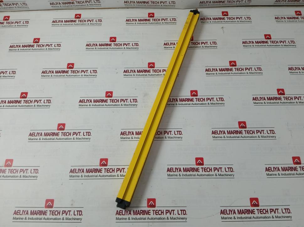 Sick C20E-060303A11 Safety Light Curtain C2000 600Mm V3.2 Ip65 0-19M