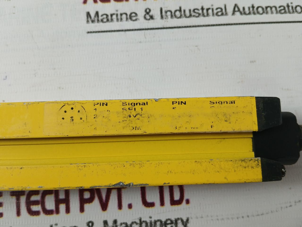 Sick C20E-060303A11 Safety Light Curtain C2000 600Mm V3.2 Ip65 0-19M