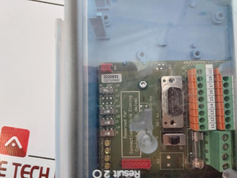 Sick Cdm420-0001 Modular Connection Module For One Sensor Dc 10-30V