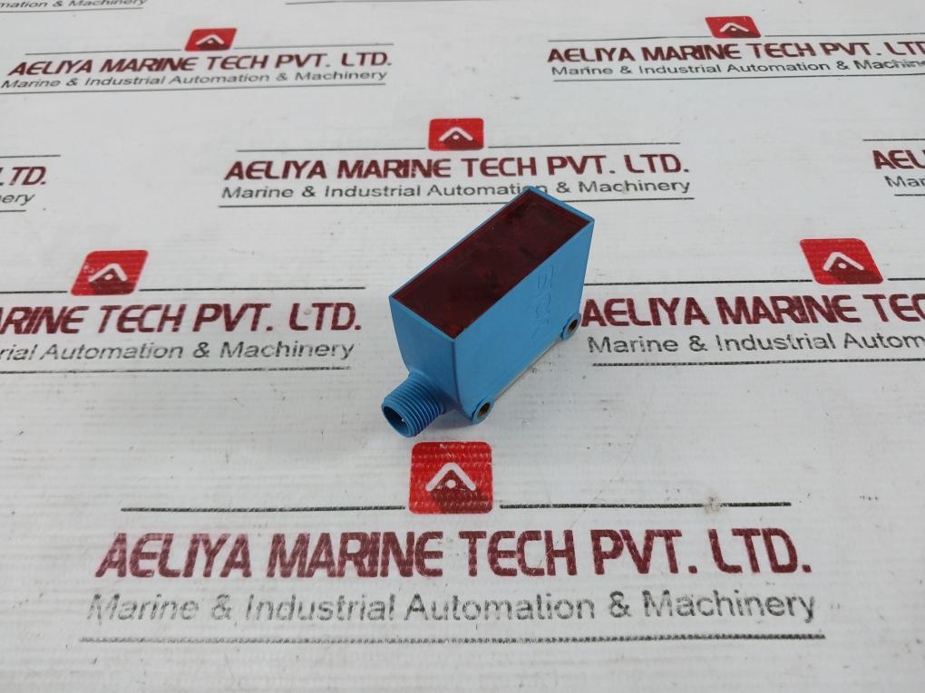 Sick Gl10-f4551 Photoelectric Sensor 1071153 Class 2 10-30V Dc