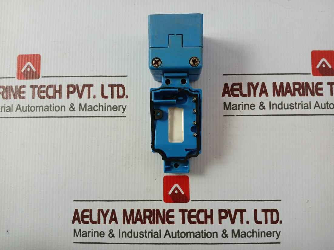 Sick Iq40-20Npp-kk1 Proximity Switch 6025815 10-30Vdc