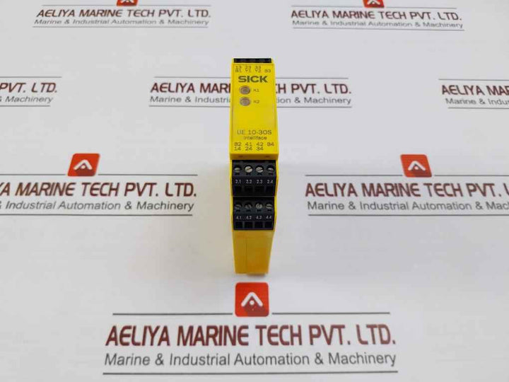 Sick Ue 10-3Os3D0 Safety Relay 230V/3A 6A 2.2 W 6024918 Awg 28-14