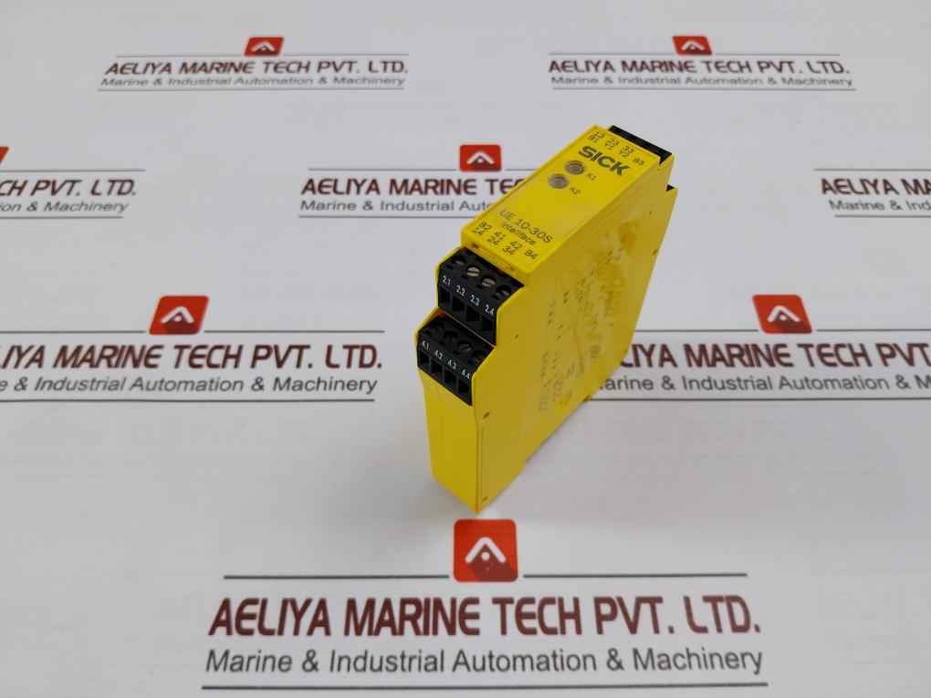 Sick Ue 10-3Os3D0 Safety Relay 230V/3A 6A 2.2 W 6024918 Awg 28-14