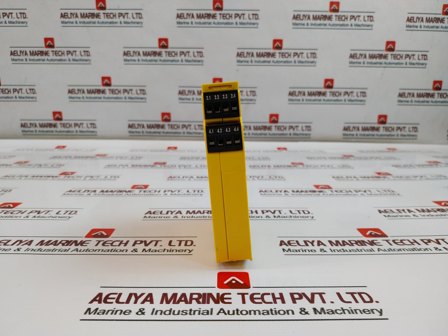 Sick Ue 48-20S3D2 Intelliface Safety Relay 24V Ac/Dc , 6024916