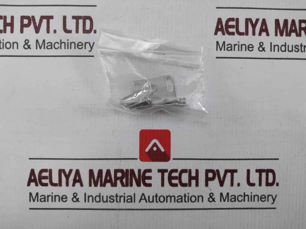 Sick Wt150-p132 Photoelectric Sensor Proximity Switch W/ Cable 2M L+ Dc10-30V