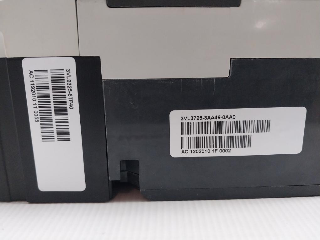 Siemens-Mounting-Screw-Kit-Circuit-Breaker-4-Pole-50-60hz-3vl3725-3tf46-0ad1-10