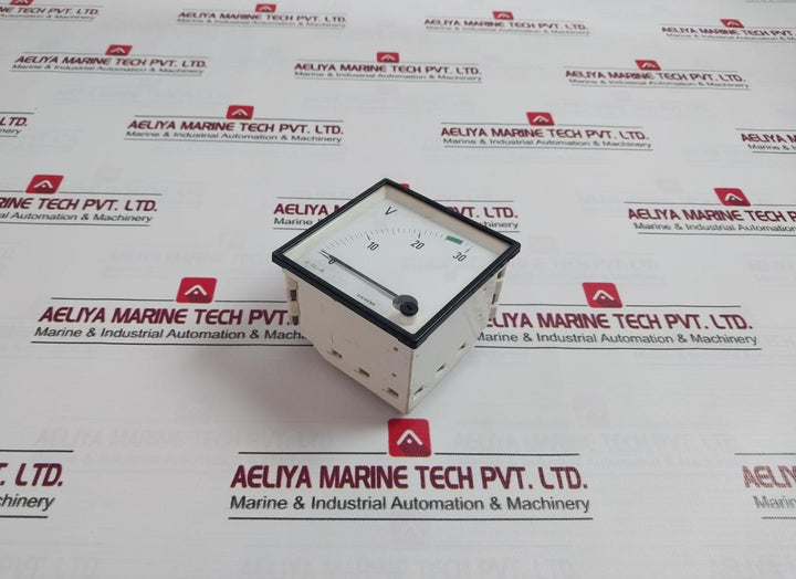 Siemens 0-30V Voltmeter 1.5