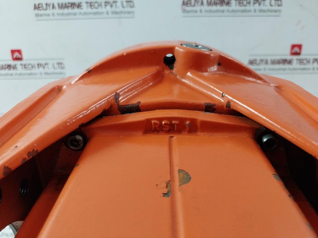 Siemens 1Fk6061-6Az21-9Zz9-z S30 Servo Motor 136V En 60034