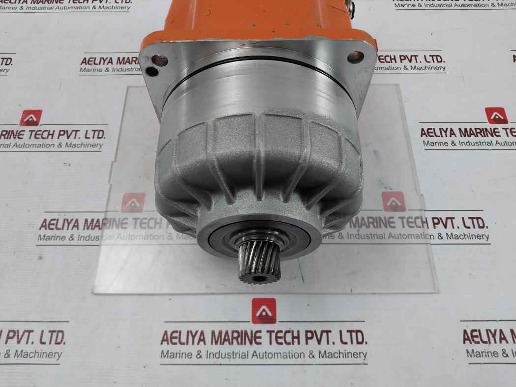 Siemens 1Fk6081-6Az21-9Zz9-z S25 Servo Motor 3Hac8278-1/00 151V, 3667/4700 Min-1