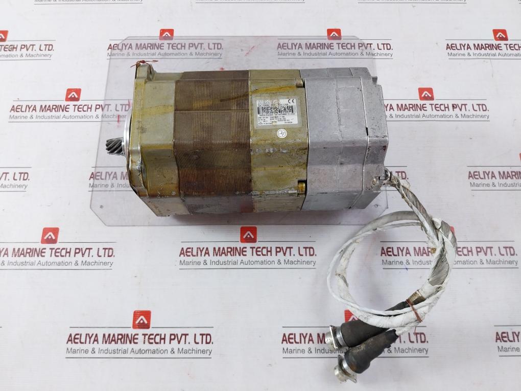 Siemens 1Fk6083-6Az21-9Zz9-z S28 Servo Motor 160V 4033/4900 Min-1