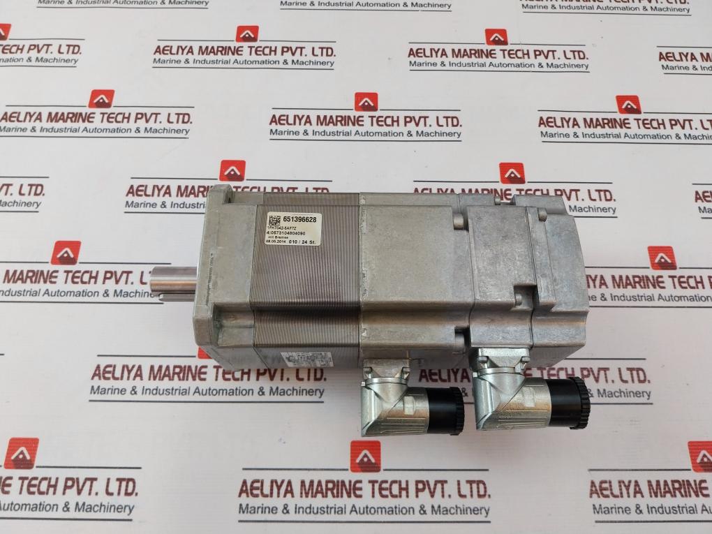 Siemens 1Fk7042-5Af71-1Gb2 Compact Synchronous Motor 1Fk7042-5Af7Z