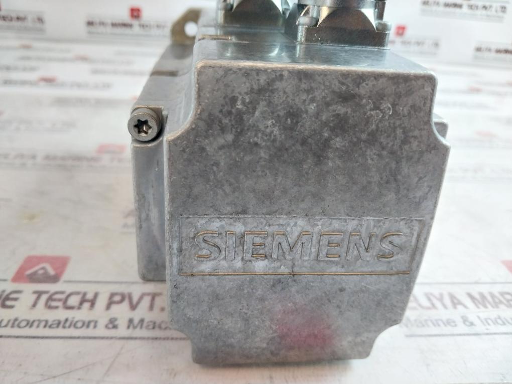 Siemens 1FK7042-5AF71-1GG2 Synchronous Servomotor