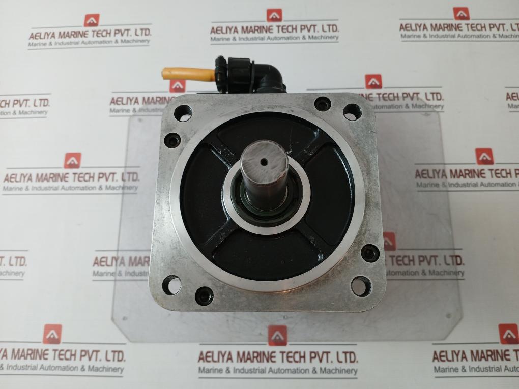 Siemens 1Fl5066-0Ac21-0Ah0 Simotics Synchronous Servo Motor Nn 2000Rpm 0.6A
