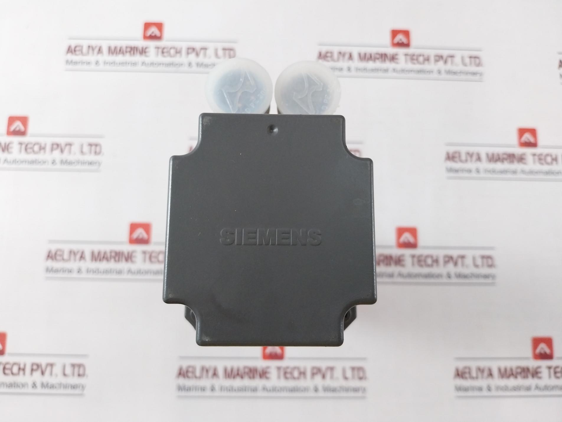 Siemens 1Ft6034-4Ak71-3Aa0 Synchronous Servo Motor 294V 2.1A 1.40Nm Ip64