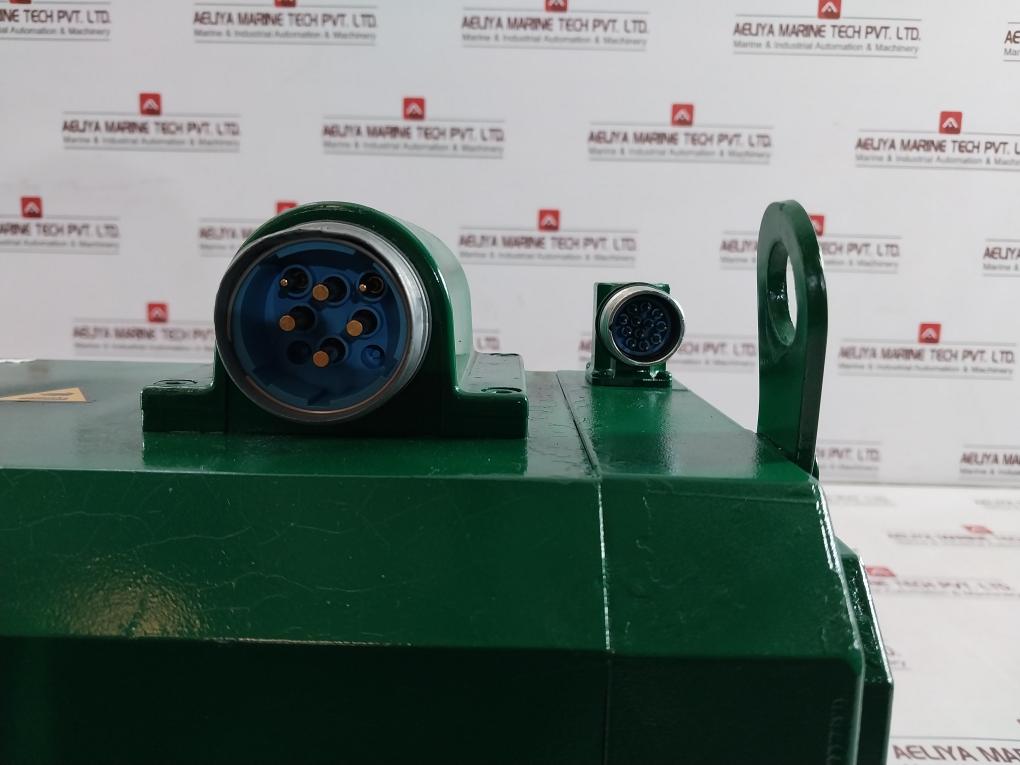 Siemens 1Ft6105-8Ab71-1Tg1 Synchronous Servo Motor