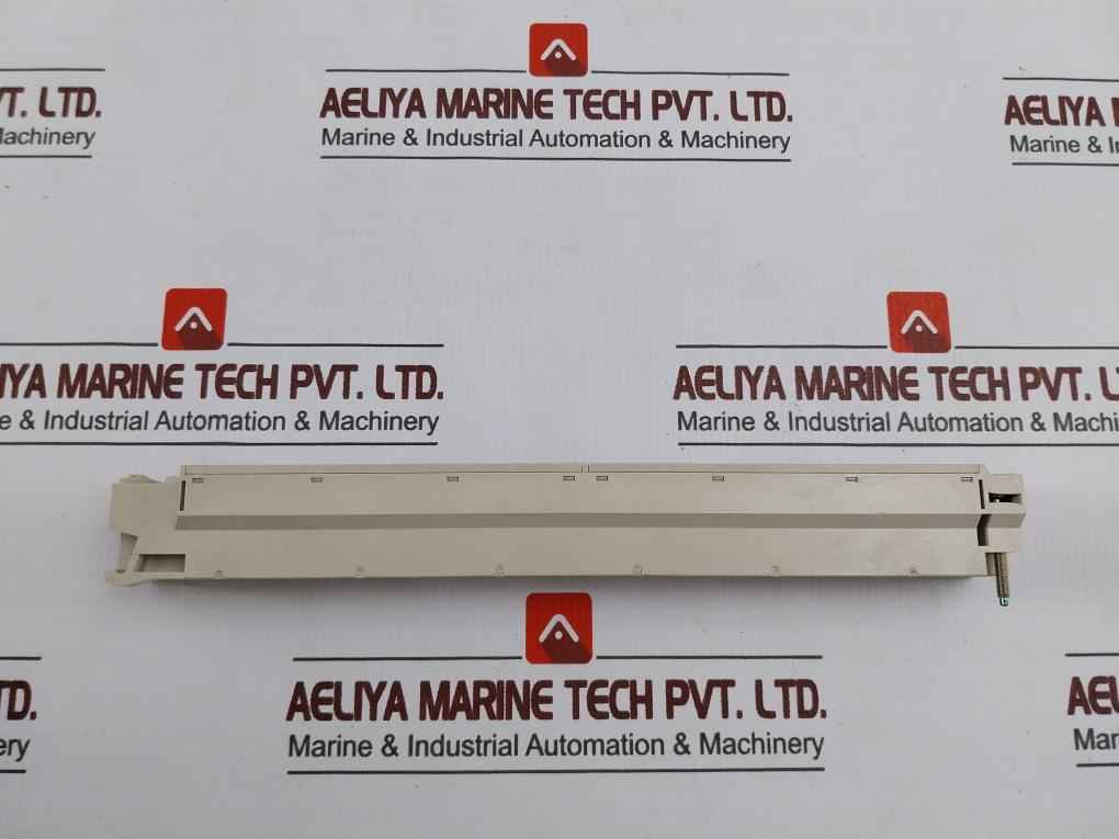 Siemens 1Ne Z 811 0206 Terminal Strip 927 702-1