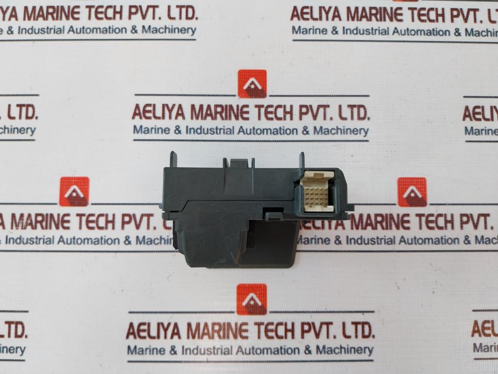 Siemens 1P 6Es7 195-7Hb00-0Xa0 Bus Module Kcc-rem-s49-et200