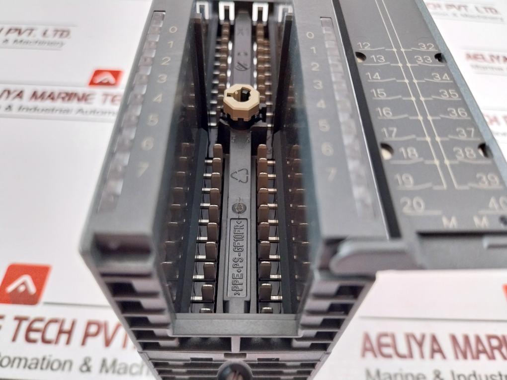 Siemens Simatic S7-300 1P 6Es7 321-1Bl00-0Aa0 Digital Input Module Sm331