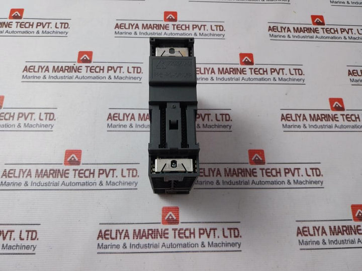 Siemens 1P 6Es7 322-1Bh01-0Aa0 Digital Output Module 7202050-01