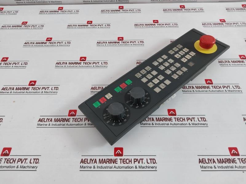 Siemens 1P 6Fc5303-0Af35-0Aa0 Machine Control Panel 600V 10A
