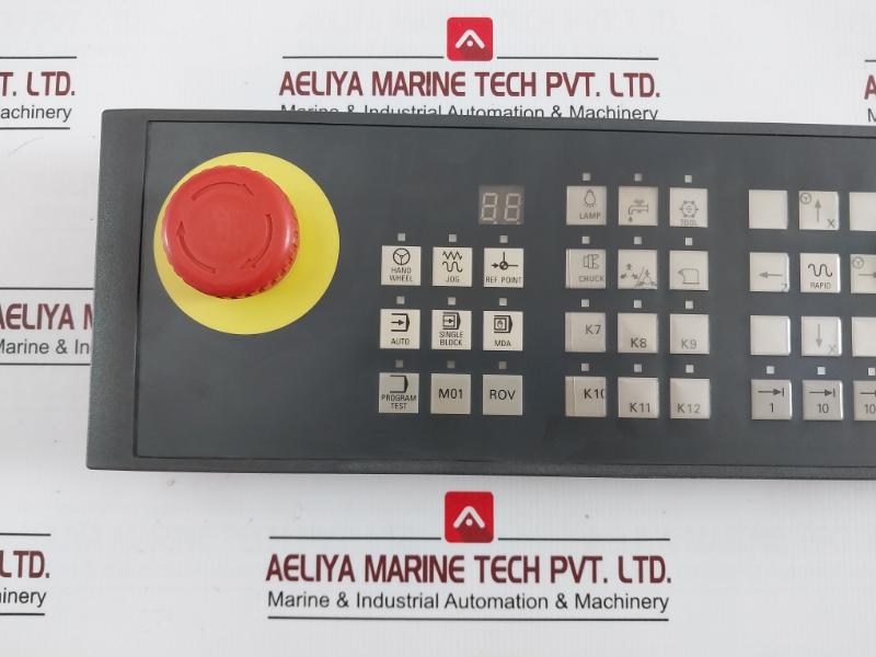 Siemens 1P 6Fc5303-0Af35-0Aa0 Machine Control Panel 600V 10A