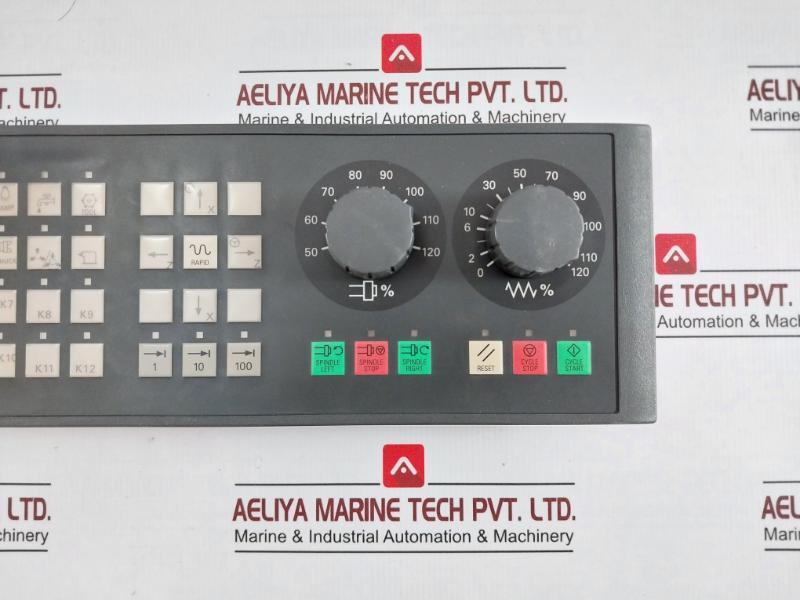 Siemens 1P 6Fc5303-0Af35-0Aa0 Machine Control Panel 600V 10A