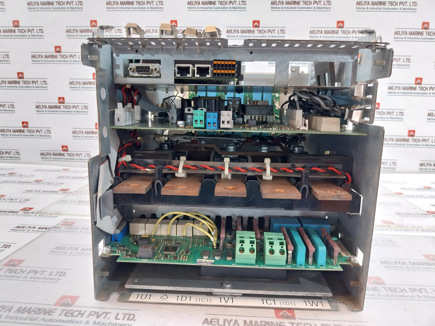 Siemens 1p 6ra8081-6ds22-0aa0-z Sinamics Dcm Dc-converter 3ac 400v 332a 50/60hz