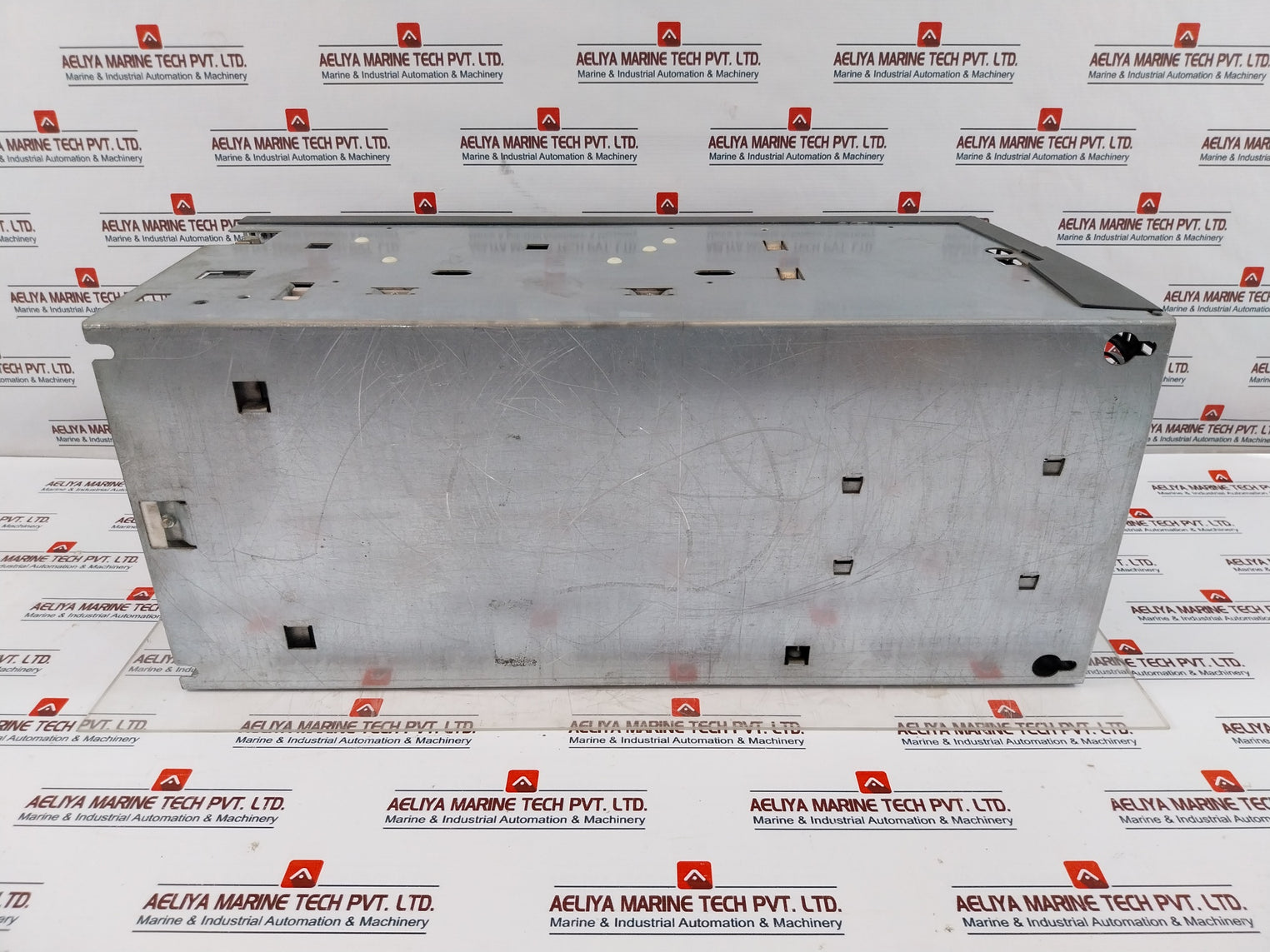 Siemens 1p 6ra8081-6ds22-0aa0-z Sinamics Dcm Dc-converter 3ac 400v 332a 50/60hz