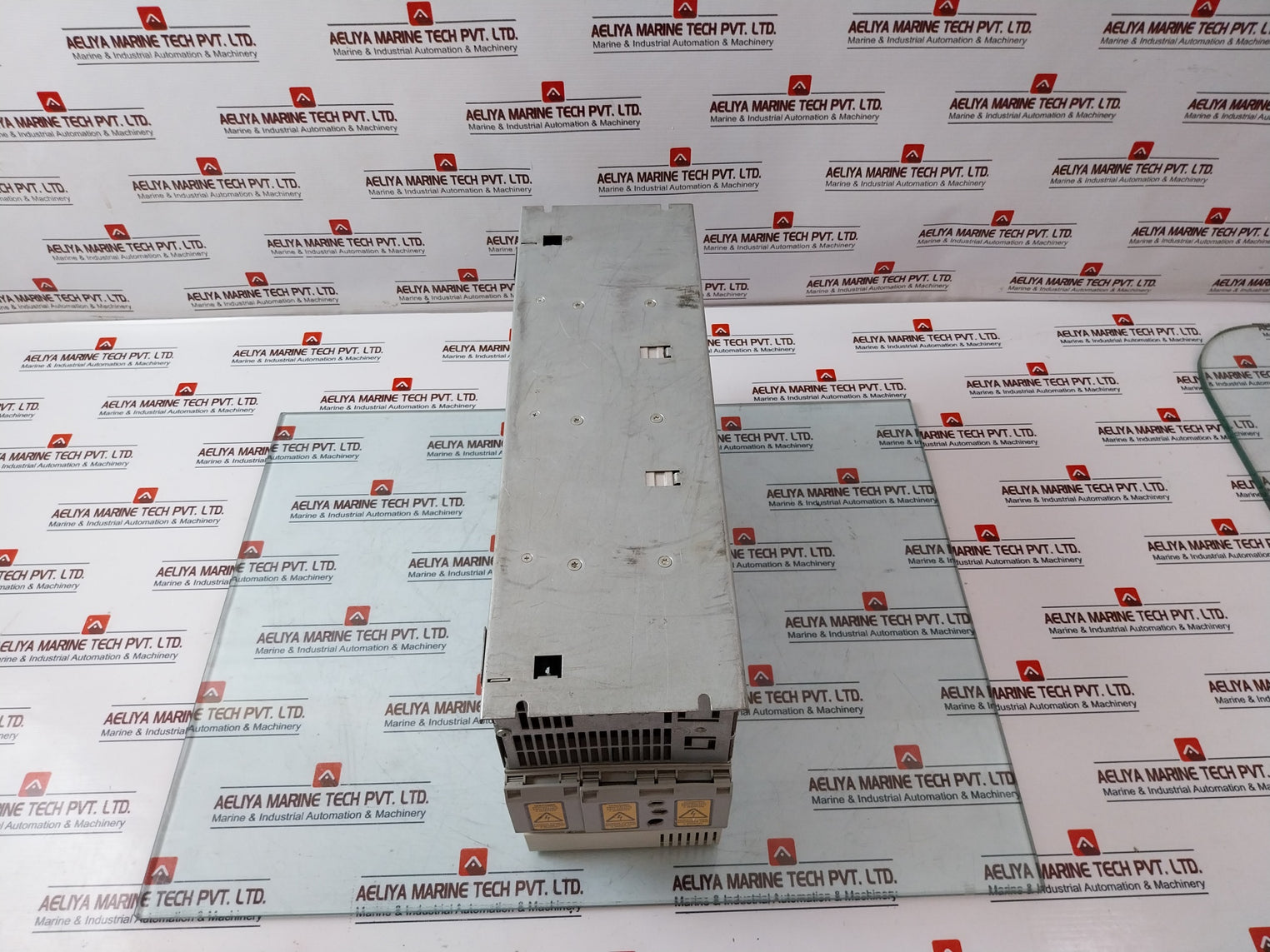 Siemens 1P 6Se7021-8Tp50-z G71+C33 Masterdrive Mc Dc/Ac Drive Dc 510…650V