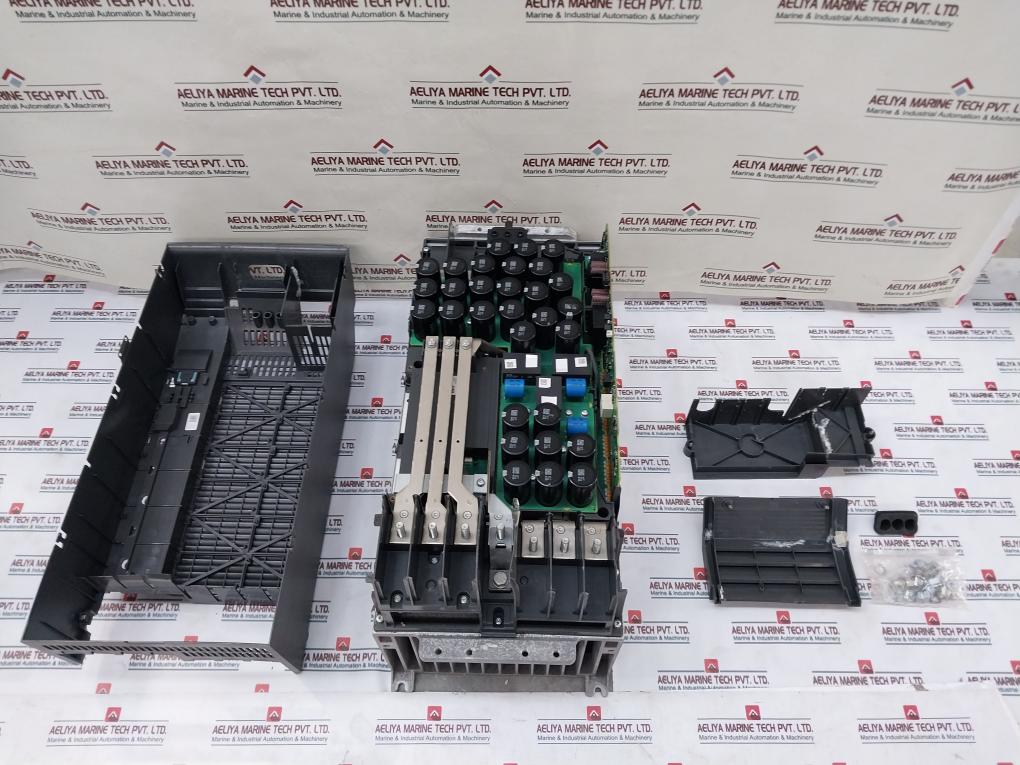 Siemens 1P 6Sl3210-1Pe32-5Ul0 Power Module