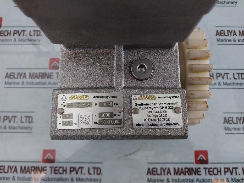 Siemens 1P 1Fk7042-2Af71-1Ch1 Synchronous Motor With 58 03 050 Gear Reducer