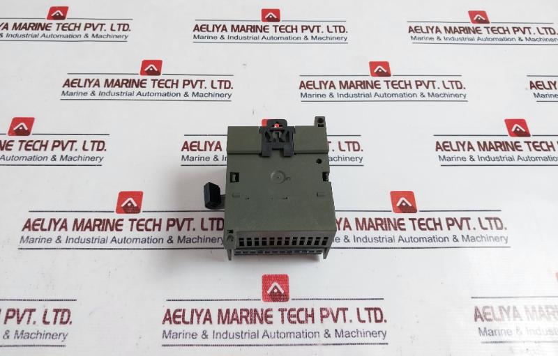 Siemens 1P 6Es7 235-0Kd22-0Xa0 Analog Input/Output Module