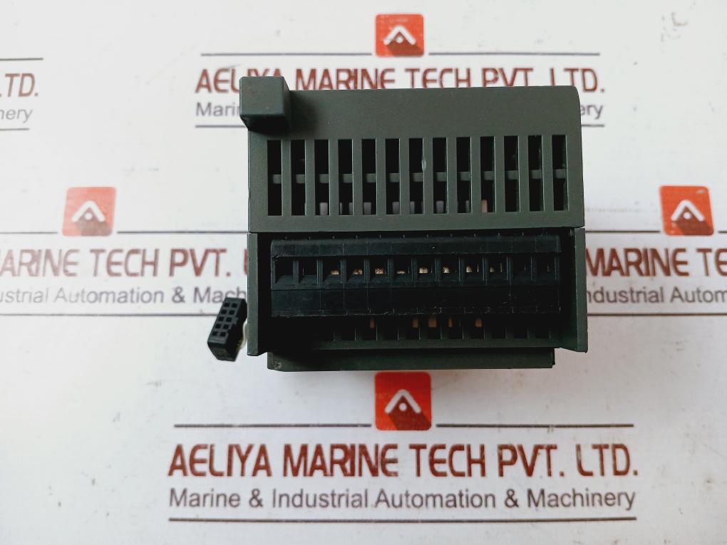 Siemens 221-1Bh32 Digital Input Module Em221 Dc