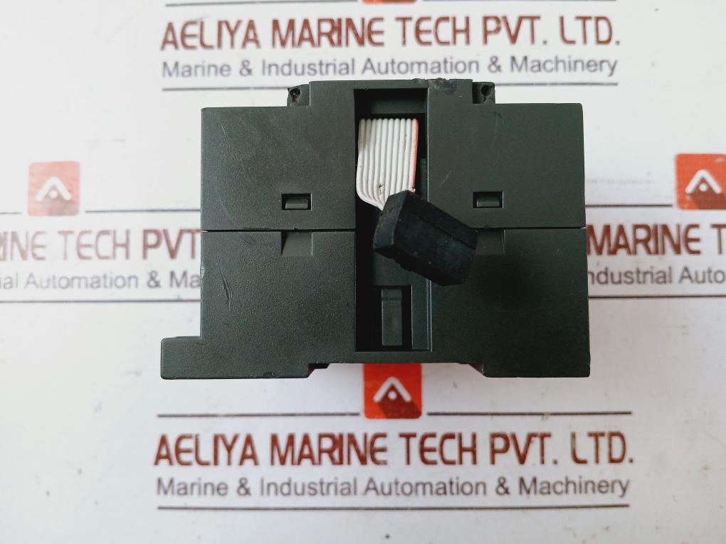 Siemens 221-1Bh32 Digital Input Module Em221 Dc