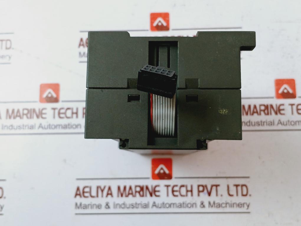 Siemens 223-1Bl22-0Xa0 Expansion Module 15-30 Vdc 21-28 Vdc