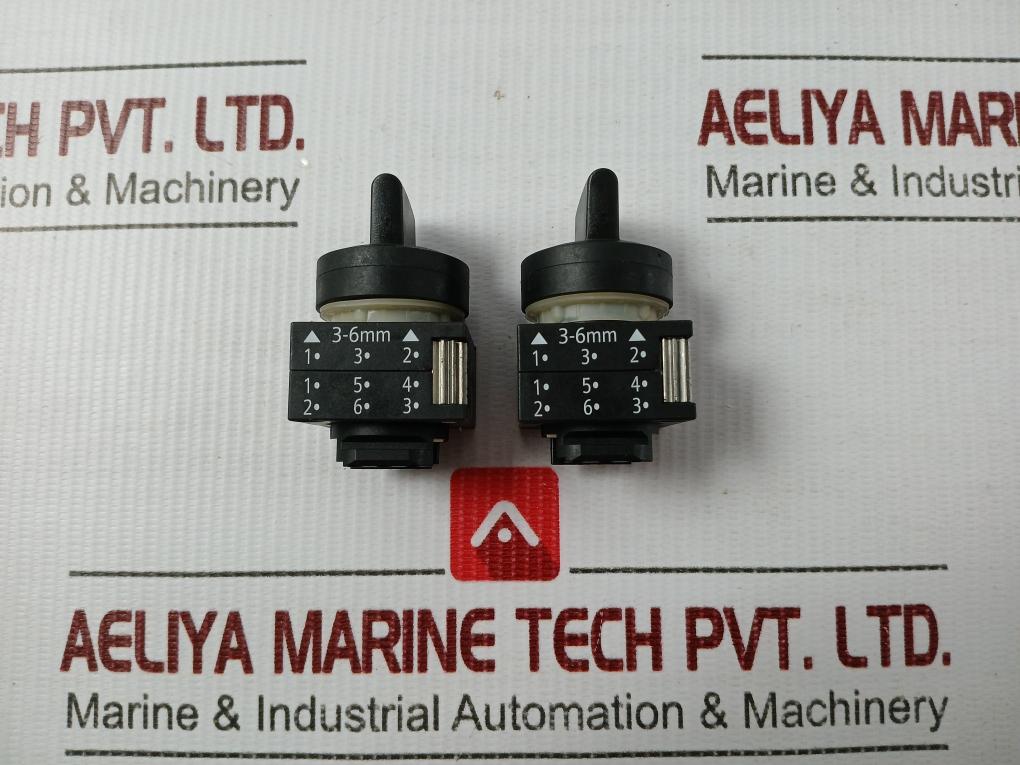 Siemens 3-position Selector Switch 22.00 Mm 3Sb3 000-2Da11